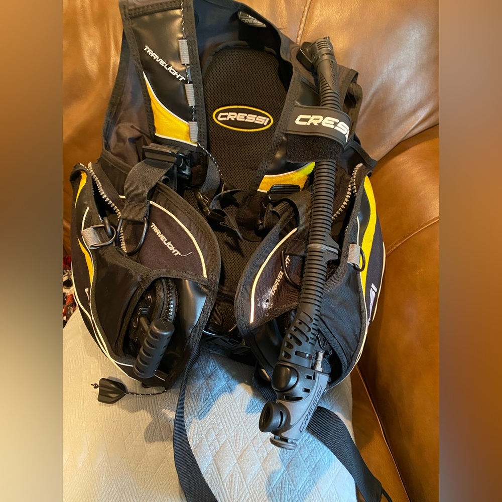 Women's Cressi Travelight BCD SCUBA